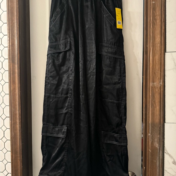 NWT! Circus NY Cargo pants - Picture 4 of 5